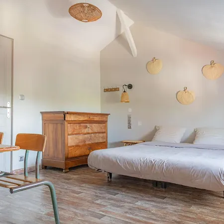 Lunaben-maison En Pierres Avec Piscine