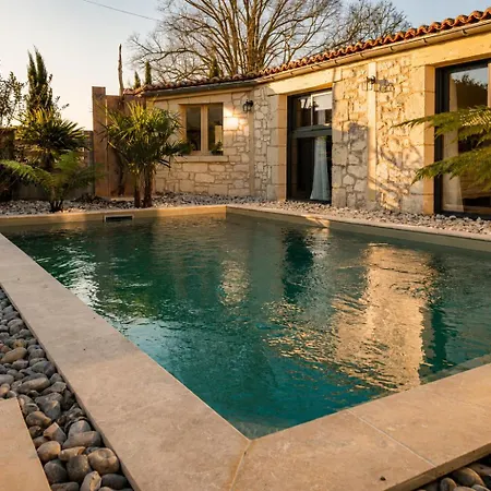 Semesterbostad Maison Azur - Piscine - Cinema Prive - 15 Min Saumur *