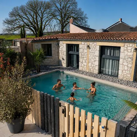 Semesterbostad Maison Azur - Piscine - Cinema Prive - 15 Min Saumur Doué-la-Fontaine